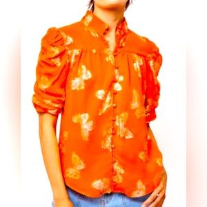 Fun button up orange shirt with gold butterfly’s and puffy sleeves!!